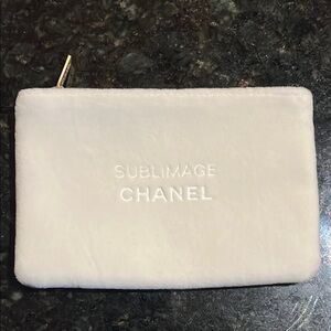 Chanel Sublimage White Pouch